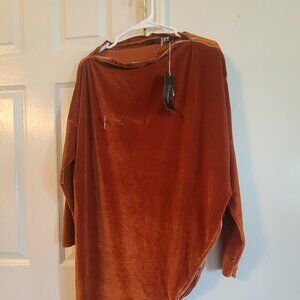 Tov Tunic Top size 40